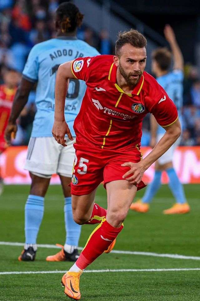 黑白直播免费体育直播-赫塔菲再次失利，保级危机愈演愈烈的简单介绍