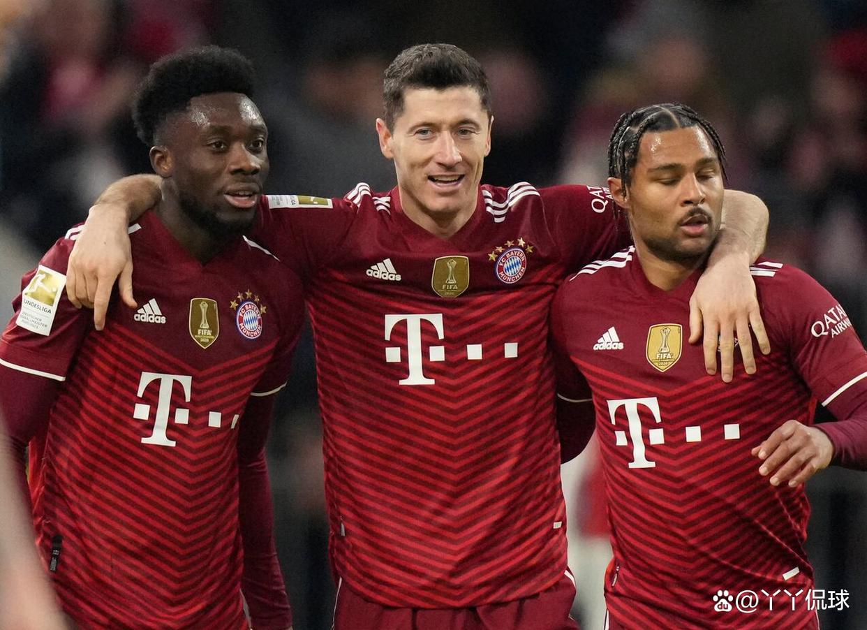 黑白直播-关于拜仁慕尼黑2-1战胜奥格斯堡，豪取德甲联赛首胜的信息