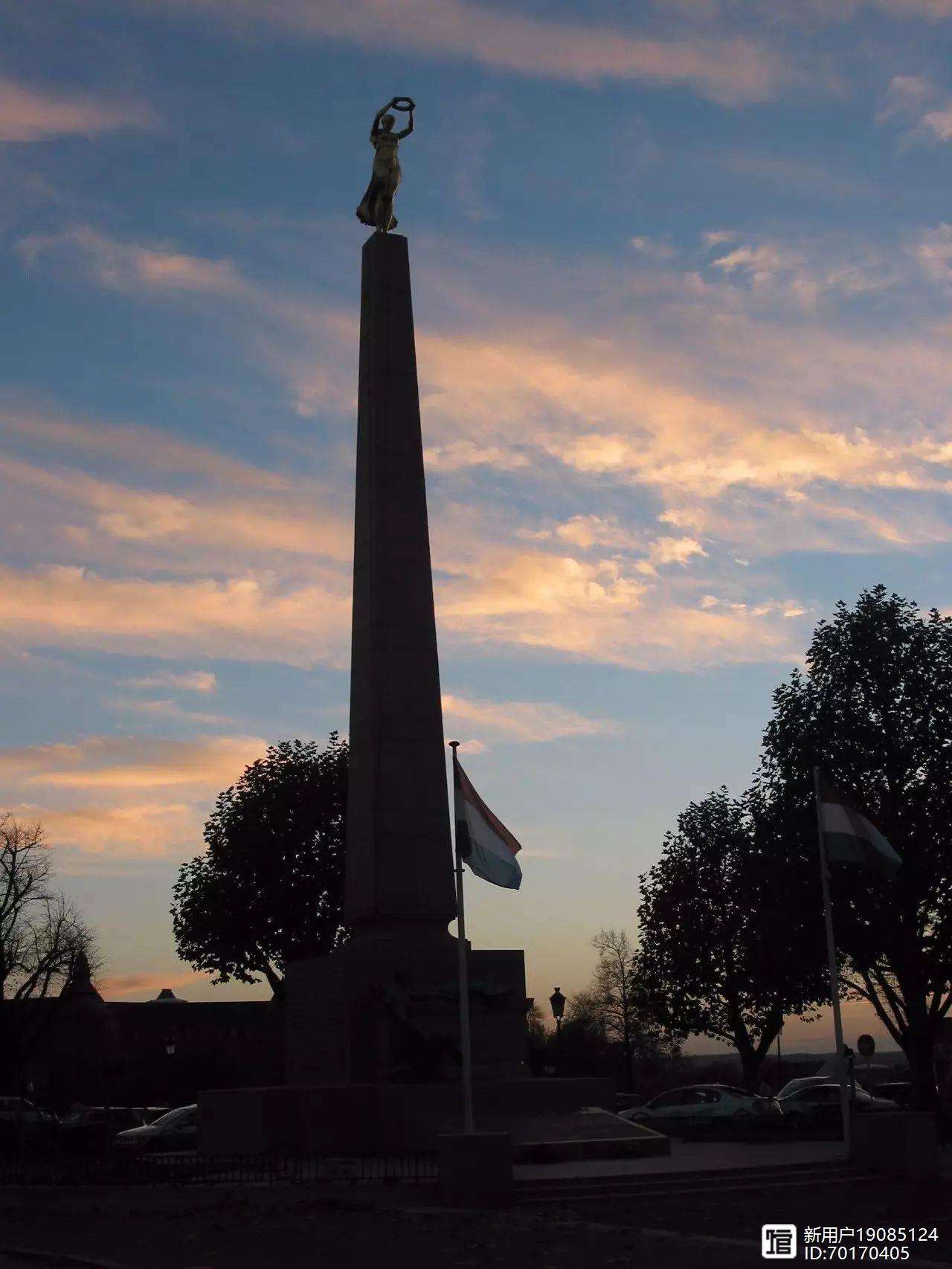 黑白直播网-卢森堡英雄造就，晋级前景一派光明