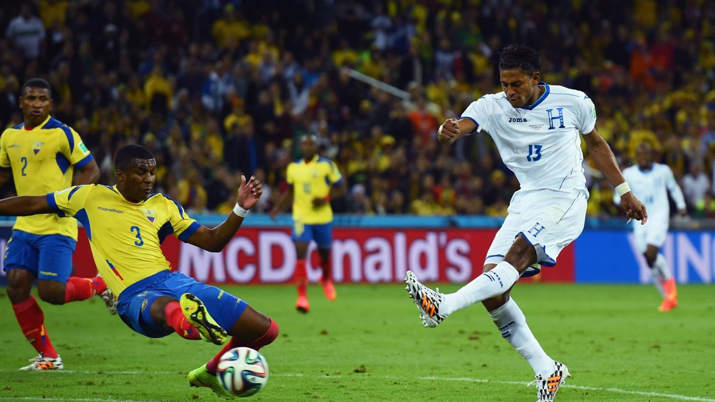 黑白直播在线观看nba-墨西哥队勇夺国际足球赛胜利