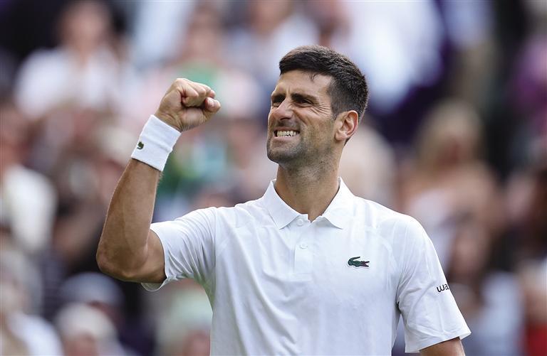 关于塞尔维亚顺利闯入强，取得推翻卫冕冠军的壮举的信息