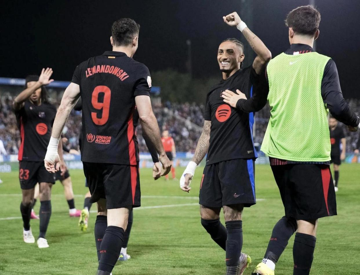 黑白直播nba-包含巴萨爆冷西班牙，弗拉霍维奇一己之力扛起全队的词条