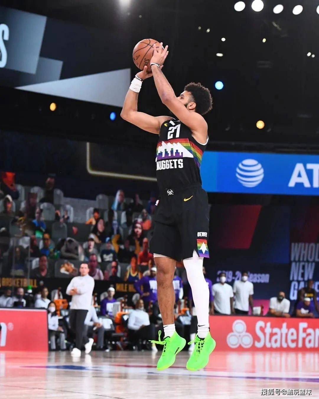 关于美国网球队逆转法国网球队，穆雷制霸全场的信息