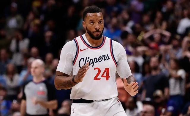 快船横扫黄蜂,获得五连胜 快船横扫黄蜂,获得五连胜