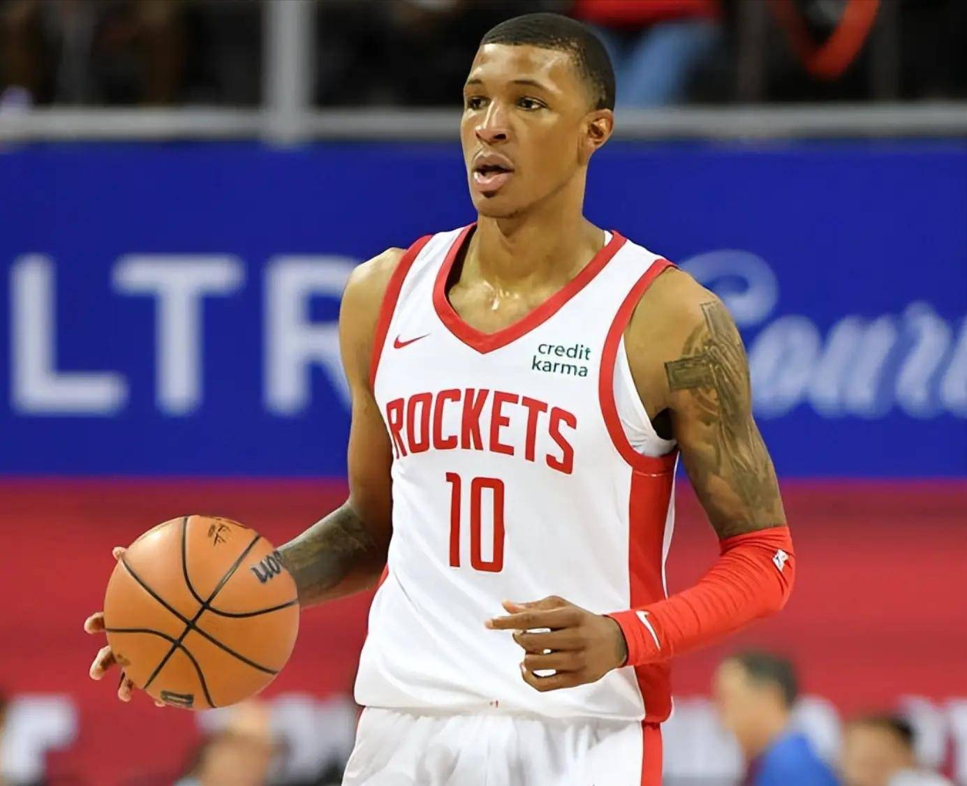 黑白直播在线观看-火箭不敌马刺遭遇失利