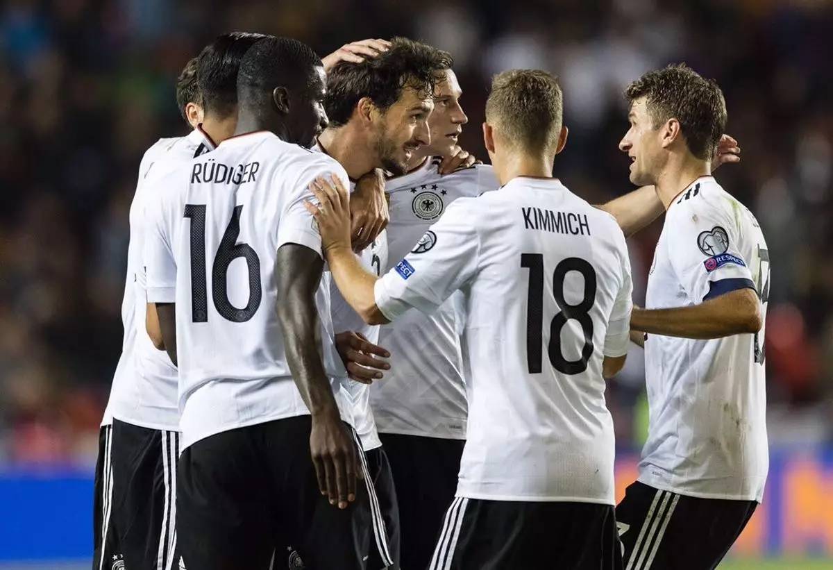 德国队险胜韩国队，郑思维点燃赛场