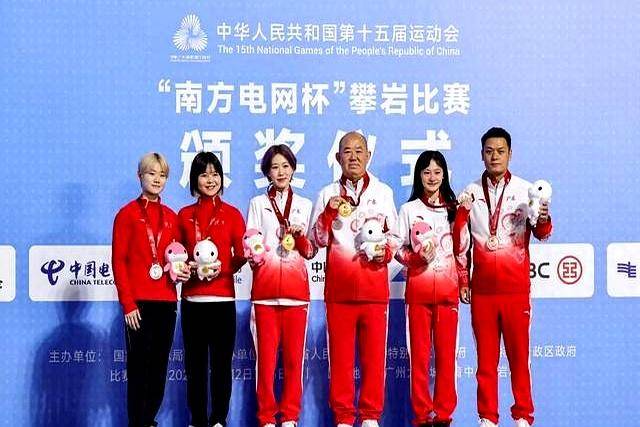 马来西亚队鏖战韩国队,黄鸭组合带队取胜 马来西亚队鏖战韩国队,黄鸭组合带队取胜