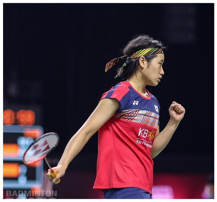 黑白直播nba-日本队鏖战韩国队，马琳扛起全队