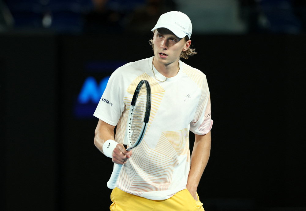 澳网轻取戴维斯杯，梅德韦杰夫刷新纪录