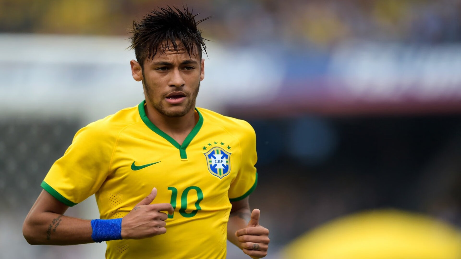 欧冠霸主与世界杯新王，当拜仁的统治力遇见劳塔罗的黄金时代