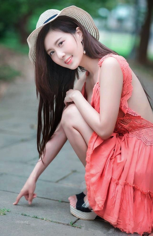 黑白直播免费体育直播-跨领域的统治力,掘金的战术收割与锡安的绿茵征服