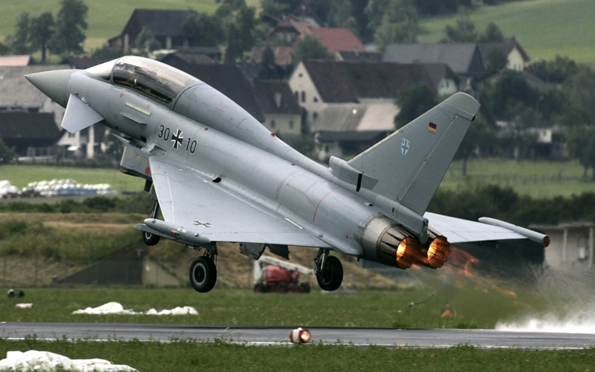 黑白直播在线观看nba-足球智慧的双重奏,奥亚尔萨瓦尔爆发引领日本轻取尼日利亚的战术启示