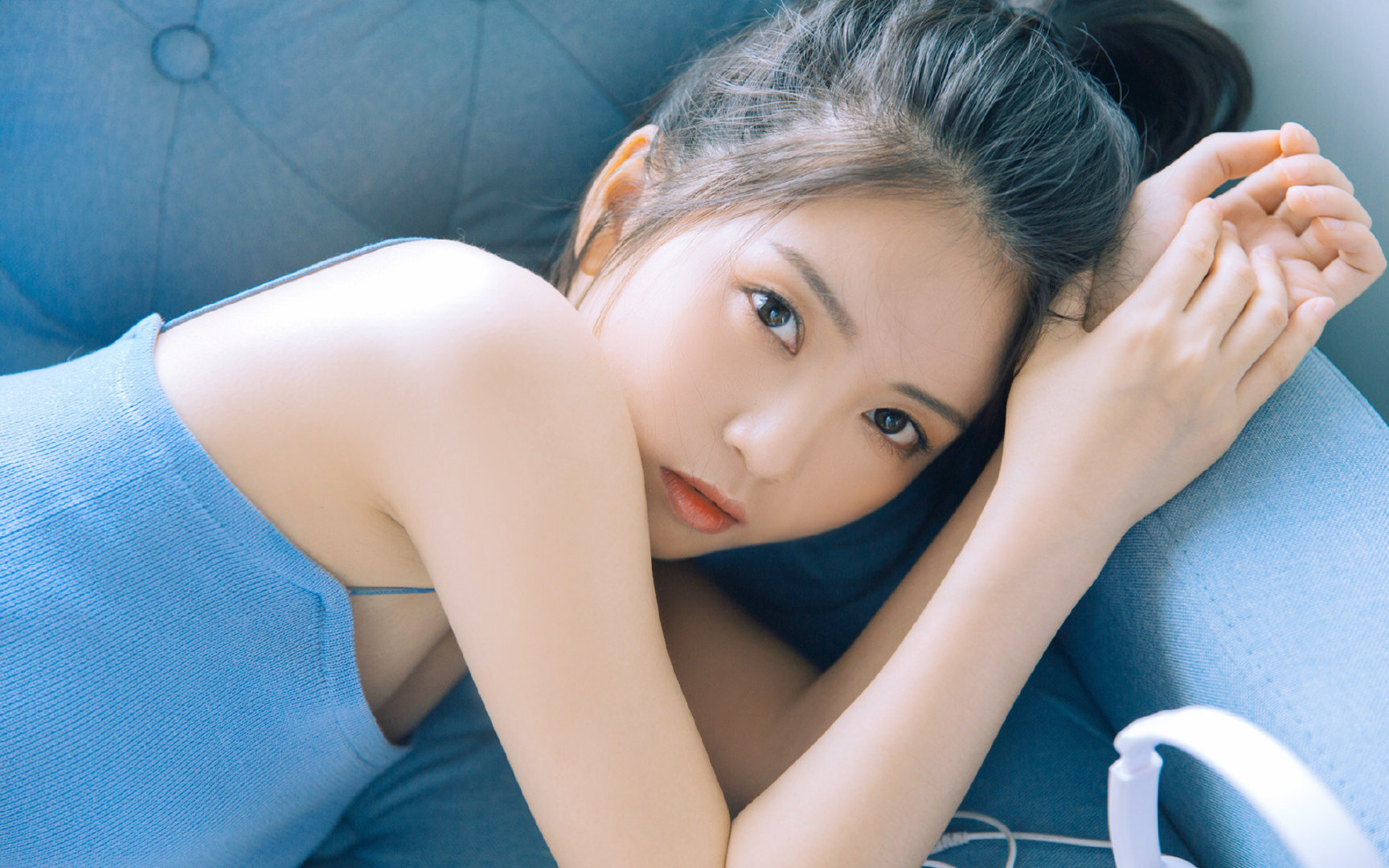 绿茵引擎，当F1揭幕战的胎烟遇见罗德里戈的攻防转换