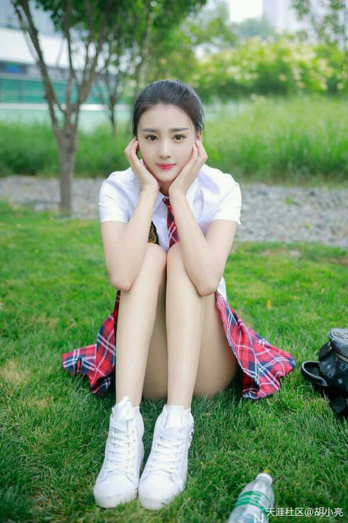 黑白直播在线观看-神兵天降!约基奇末节接管比赛,奇才逆转公牛取关键胜利